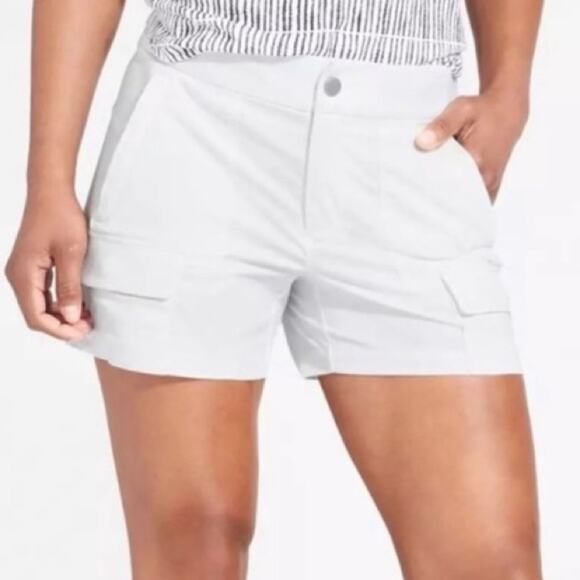 Athleta Trekkie White Textured Cargo Pocket Shorts Size 0 - Picture 1 of 6